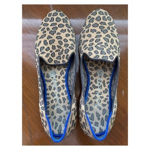 Rothy’s size 8 leopard loafers great condition